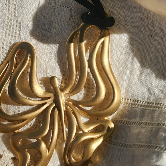 Vintage Art Nouveau Style Butterfly Pendant - Picture 6 of 7
